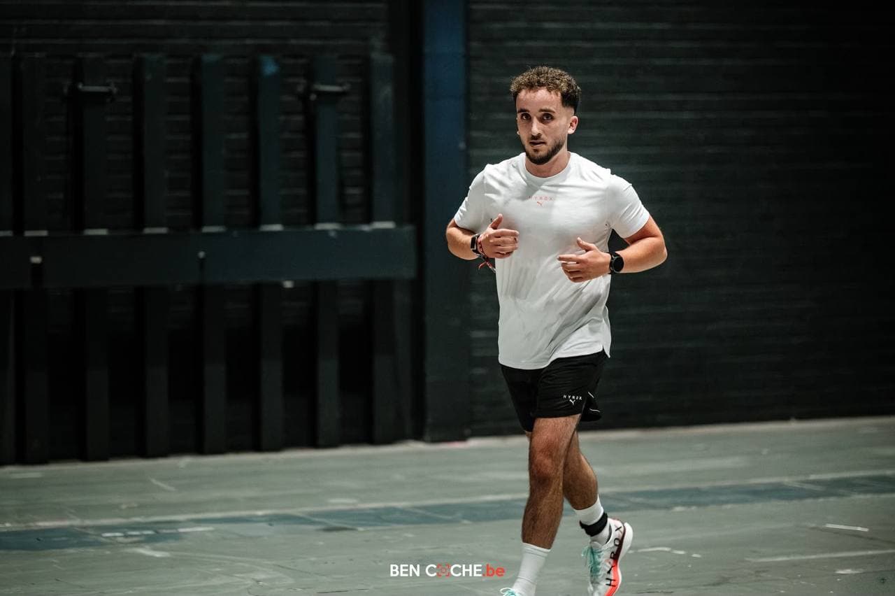 Josua Kentros en compétition Hyrox, épreuve de course